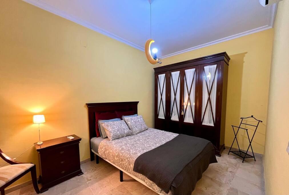 Apartamento Suite Alameda De Hercules Sevilla Exterior foto